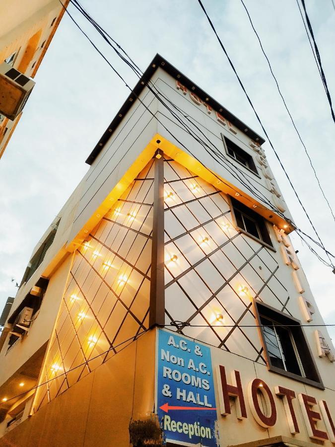 Hotel Guru Kripa - 500Mtr From Shreenathji Temple Nathdwara Exterior photo