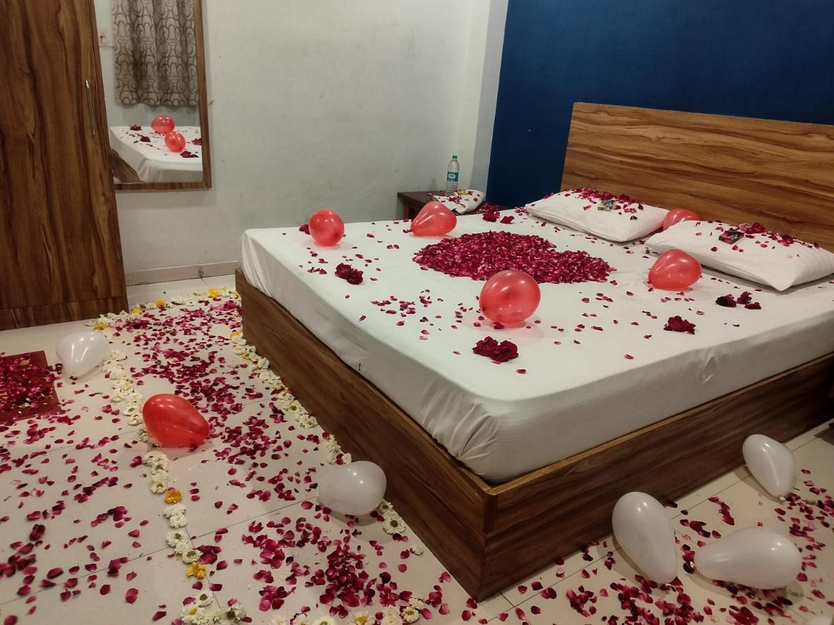 Hotel Guru Kripa - 500Mtr From Shreenathji Temple Nathdwara Exterior photo